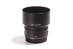 LEICA